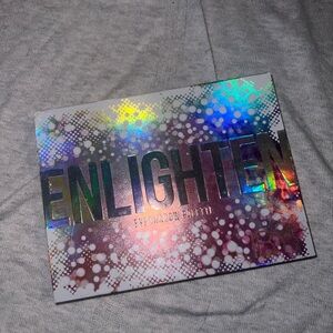 IBY Enlighten Eyeshadow Palette